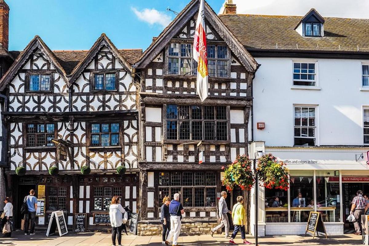 Small Group Cotswolds Villages, Stratford and Oxford Day Tour from London