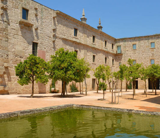 7 nights Portugal bed and breakfast (Pousada Mosteiro de Amares) flights included