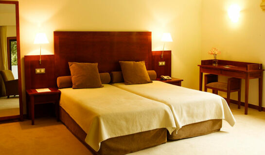 7 nights Portugal bed and breakfast (BIO Hotel - Hotel Quinta da Serra) flights included
