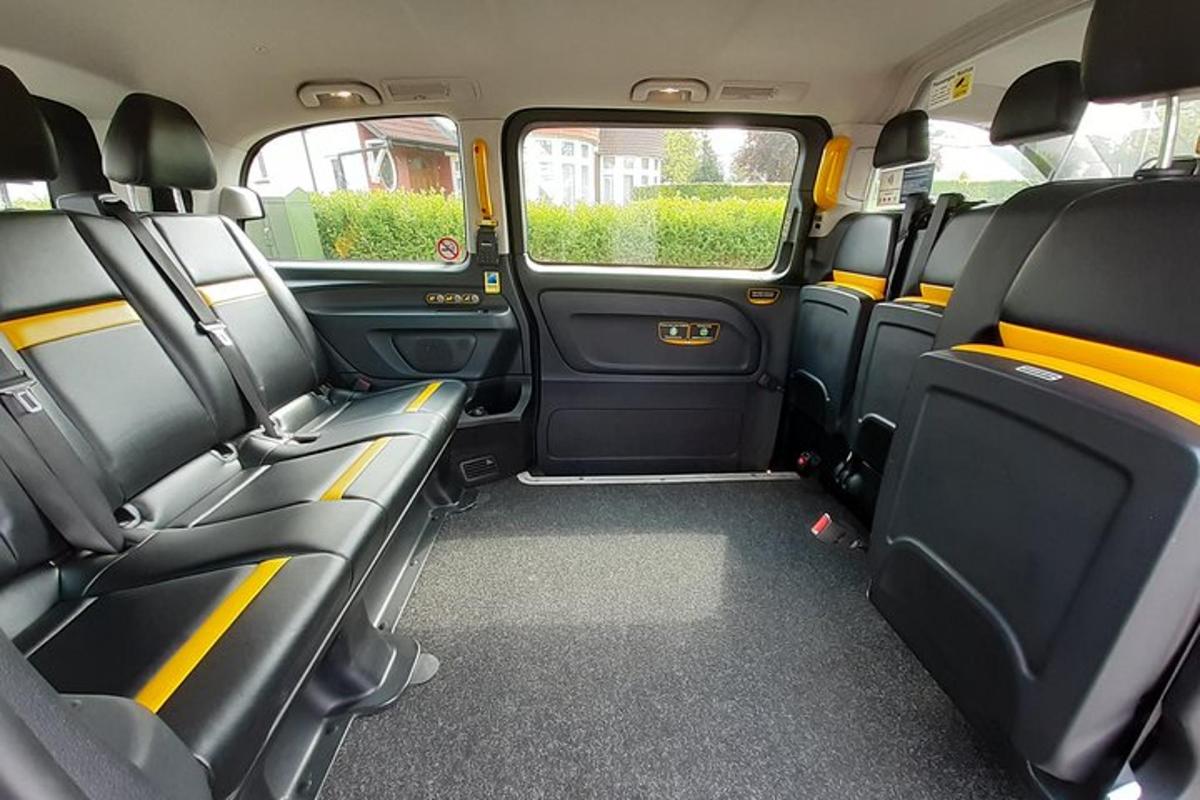 Beatles'n More Rock'n Roll Private Taxi Tour