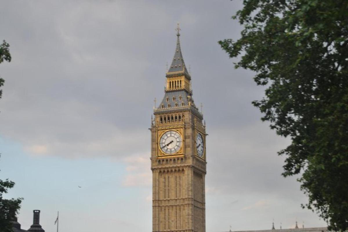 Private tour of central London by car