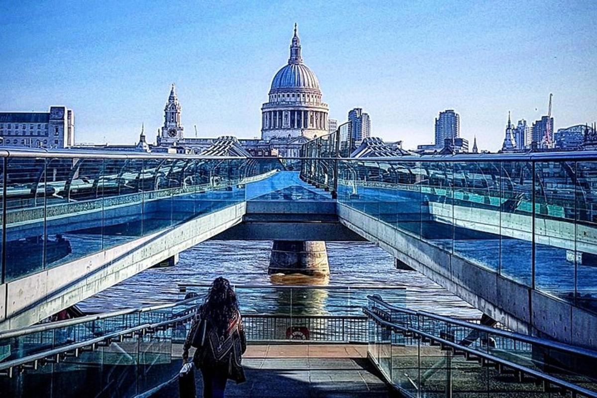London Taxi Tour - Private Tour Guide  Narration In A London Cab