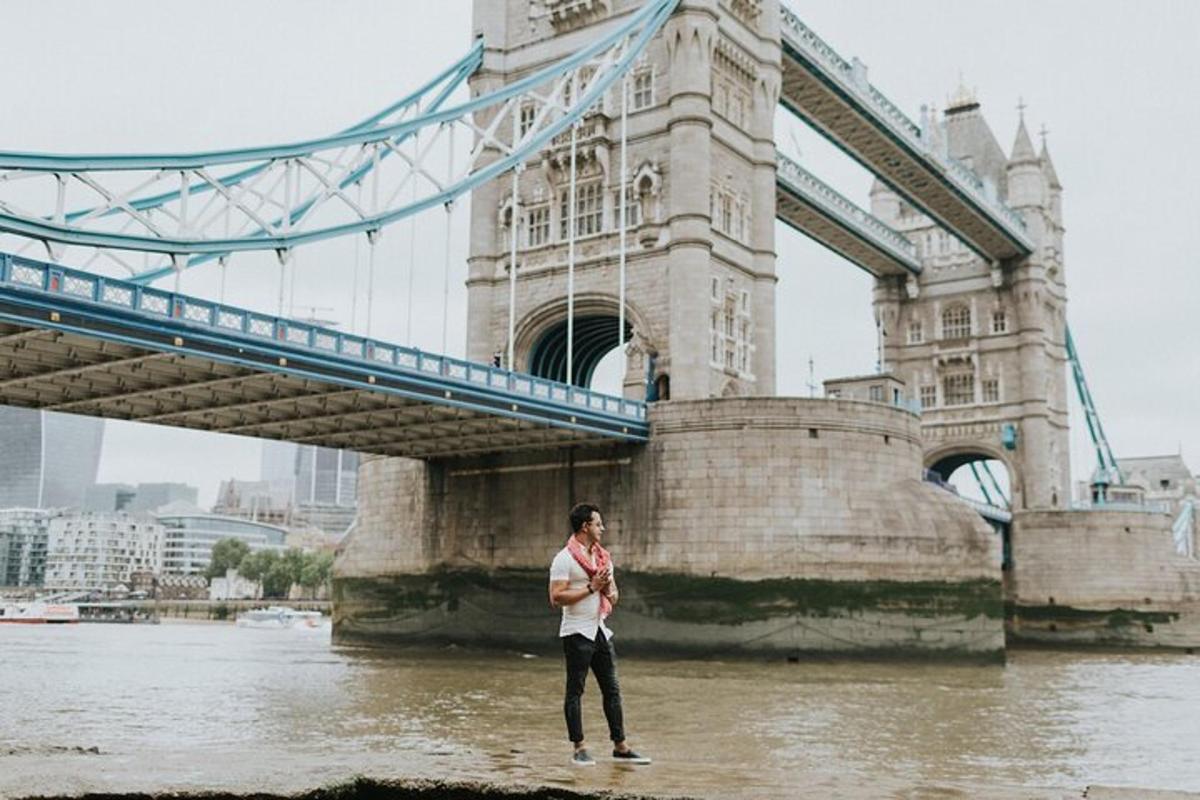 Private Vacation Photography Session with Local Photographer in London