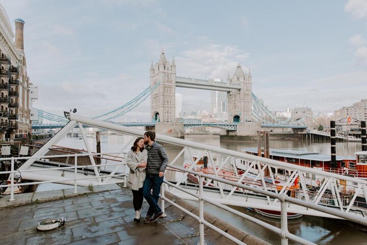 Private Vacation Photography Session with Local Photographer in London