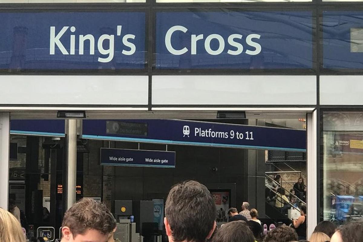 Harry Potter's London Feat. Harry Potter Movie Locations