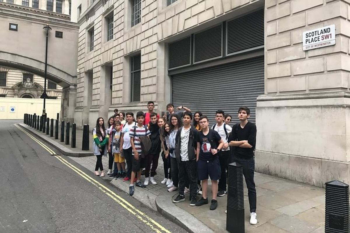 Harry Potter's London Feat. Harry Potter Movie Locations