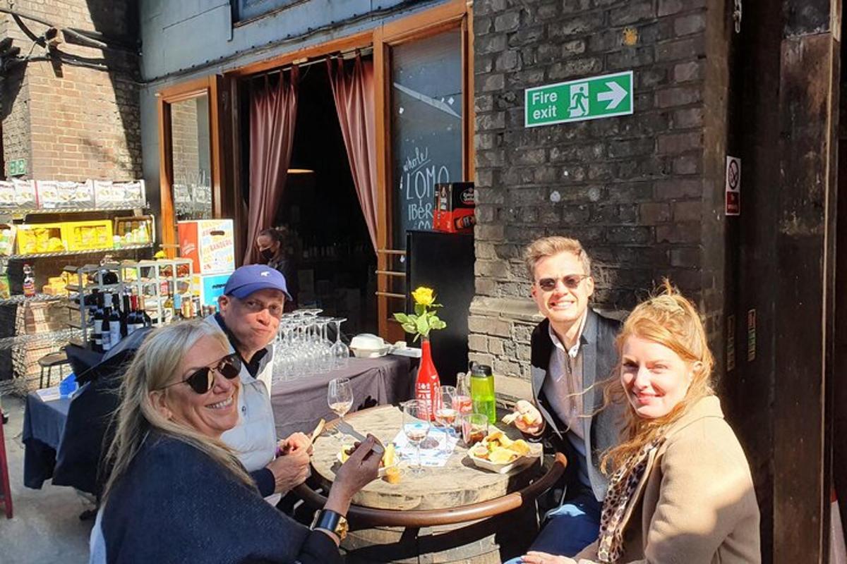 Food & drink walking tour in South East London. Bermondsey - Borough Market.