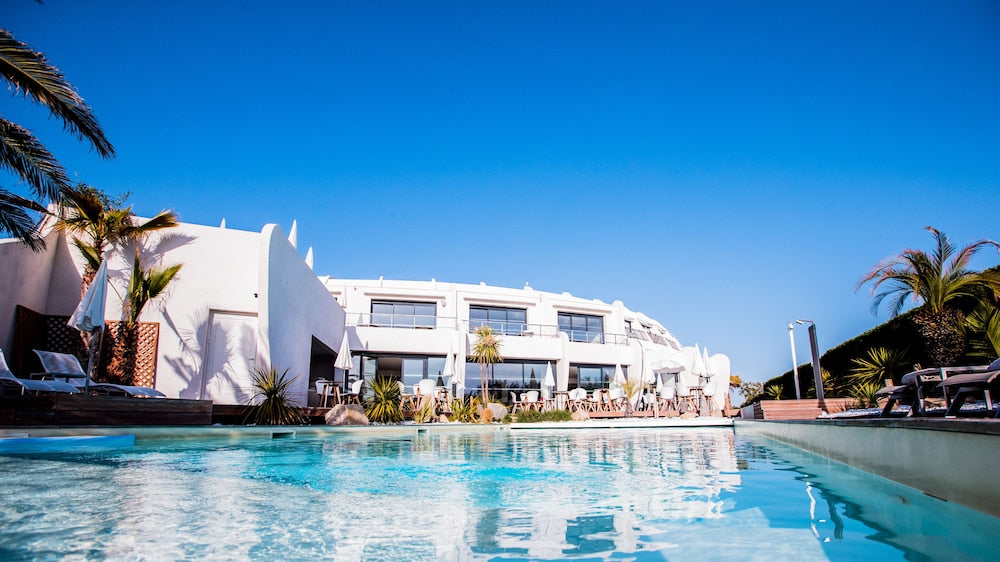 7 nights France bed and breakfast (La Plage Art Et Emotions) flights included