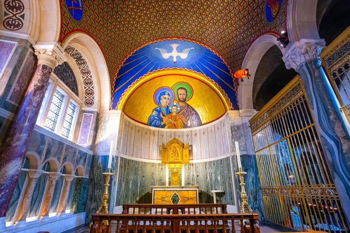 Top Churches of London Private Walking Tour with a Guide