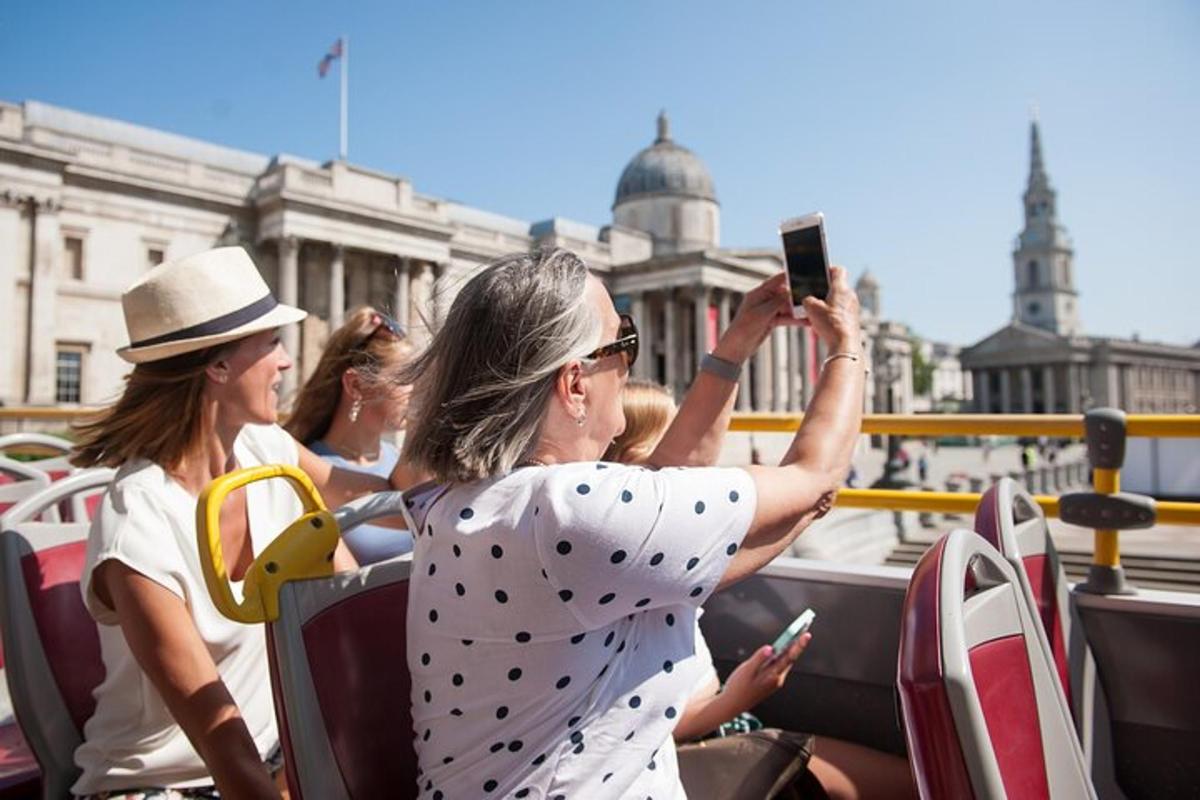 London Hop-on, Hop-off Bus Tour