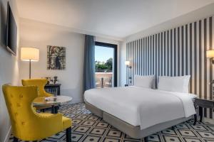 7 nights France bed and breakfast (DoubleTree by Hilton Carcassonne, France) flights included