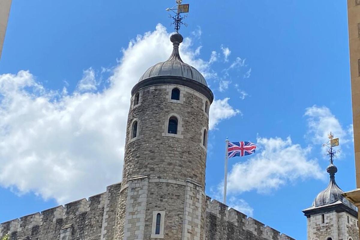 Tower of London & Westminster Abbey VIP Tour with expert guide
