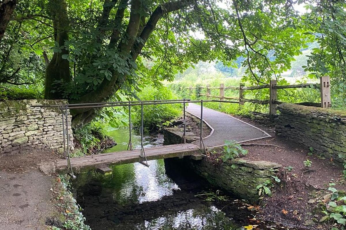 Private Cotswold Villages Day Tour see the beauty of the Villages