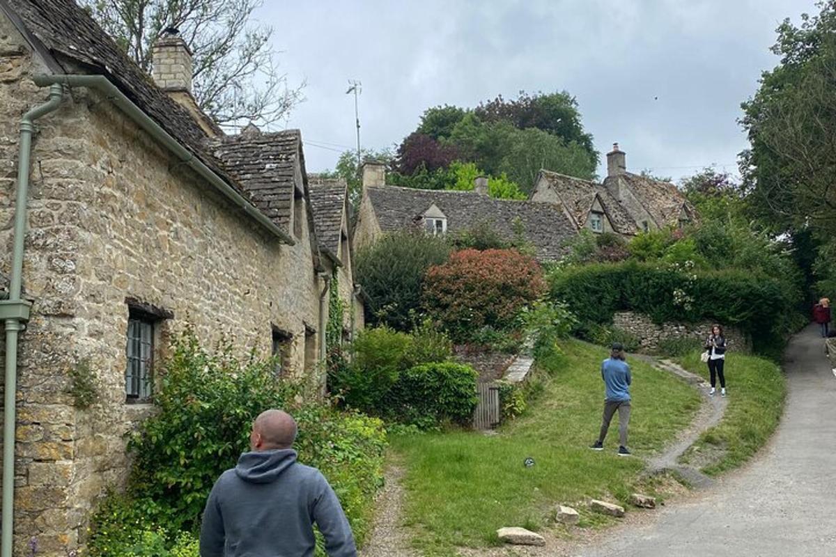 Private Cotswold Villages Day Tour see the beauty of the Villages