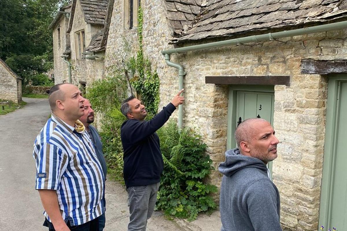 Private Cotswold Villages Day Tour see the beauty of the Villages
