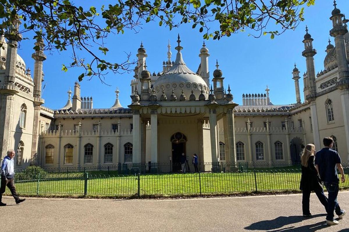 Fully Guided History Tour of The City of Brighton