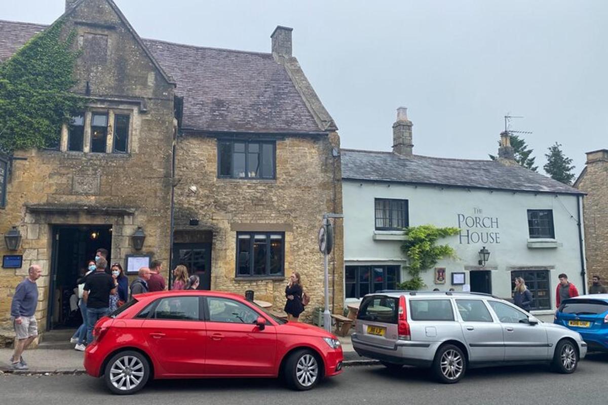 Private Cotswold Villages Day Tour see the beauty of the Villages