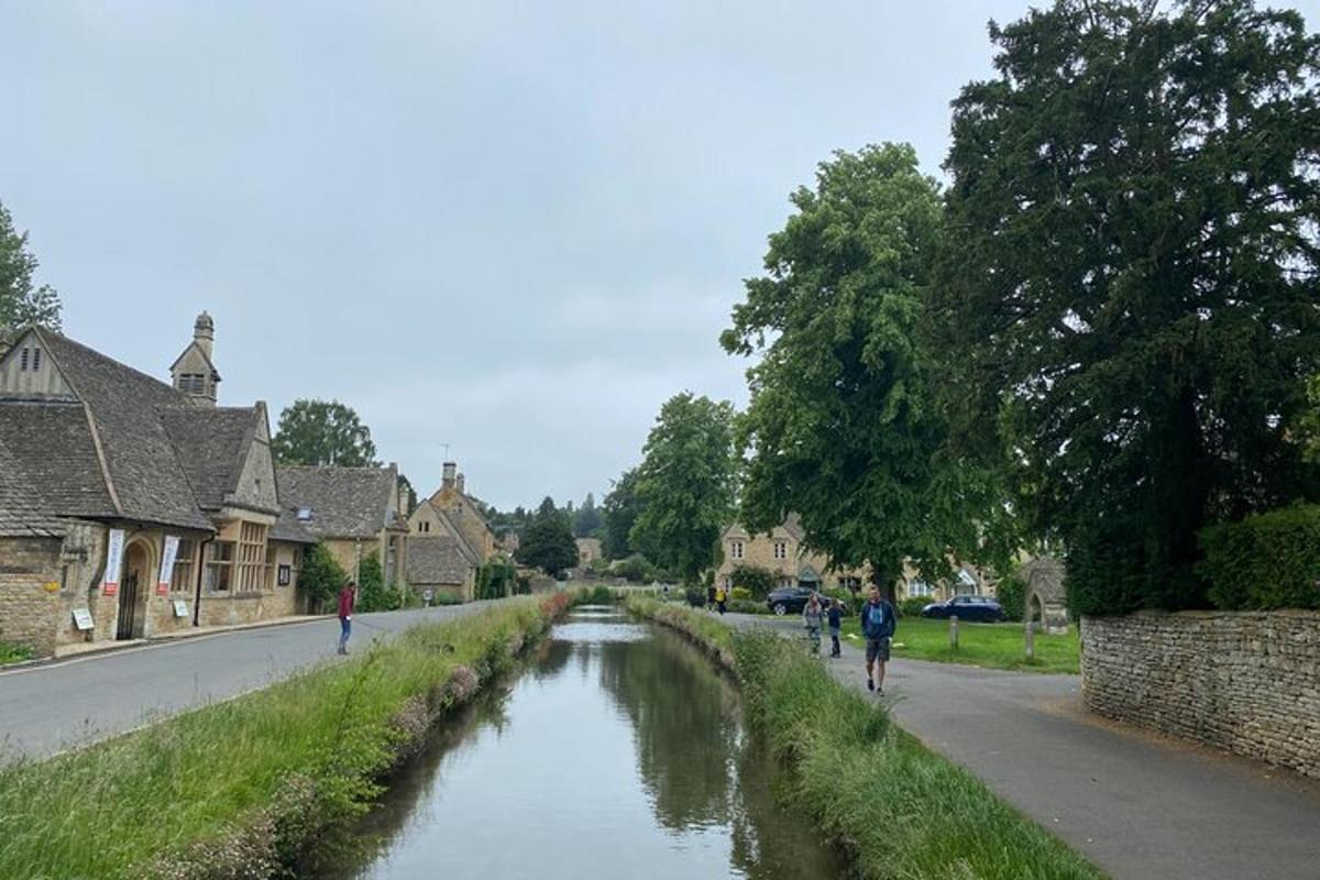 Private Cotswold Villages Day Tour see the beauty of the Villages
