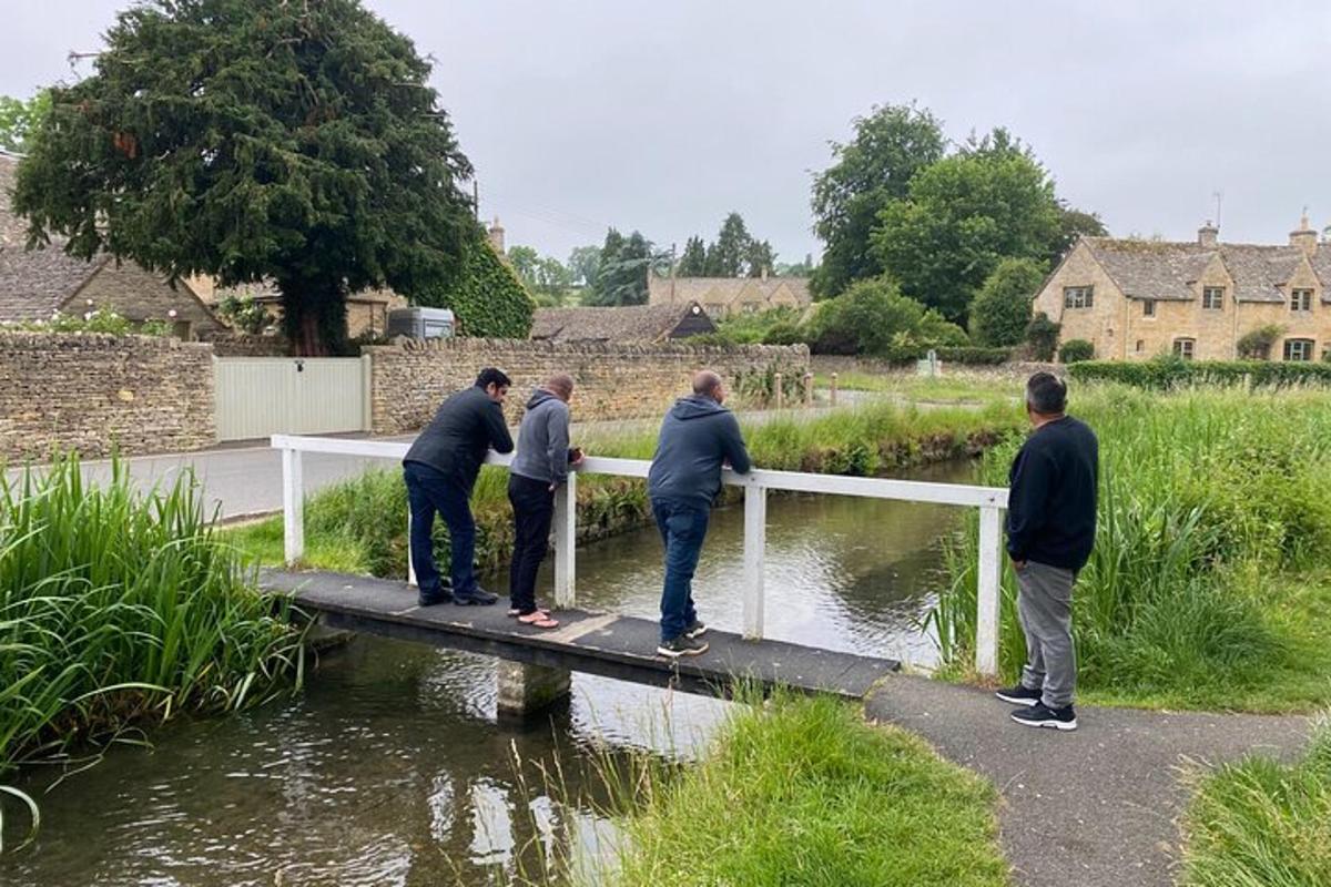 Private Cotswold Villages Day Tour see the beauty of the Villages