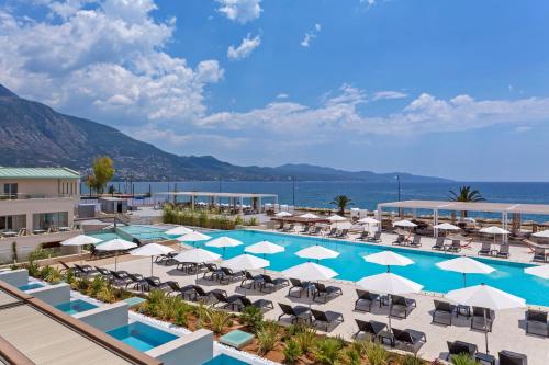 7 nights Greece bed and breakfast (Horizon Blu Boutique Hotel) flights included