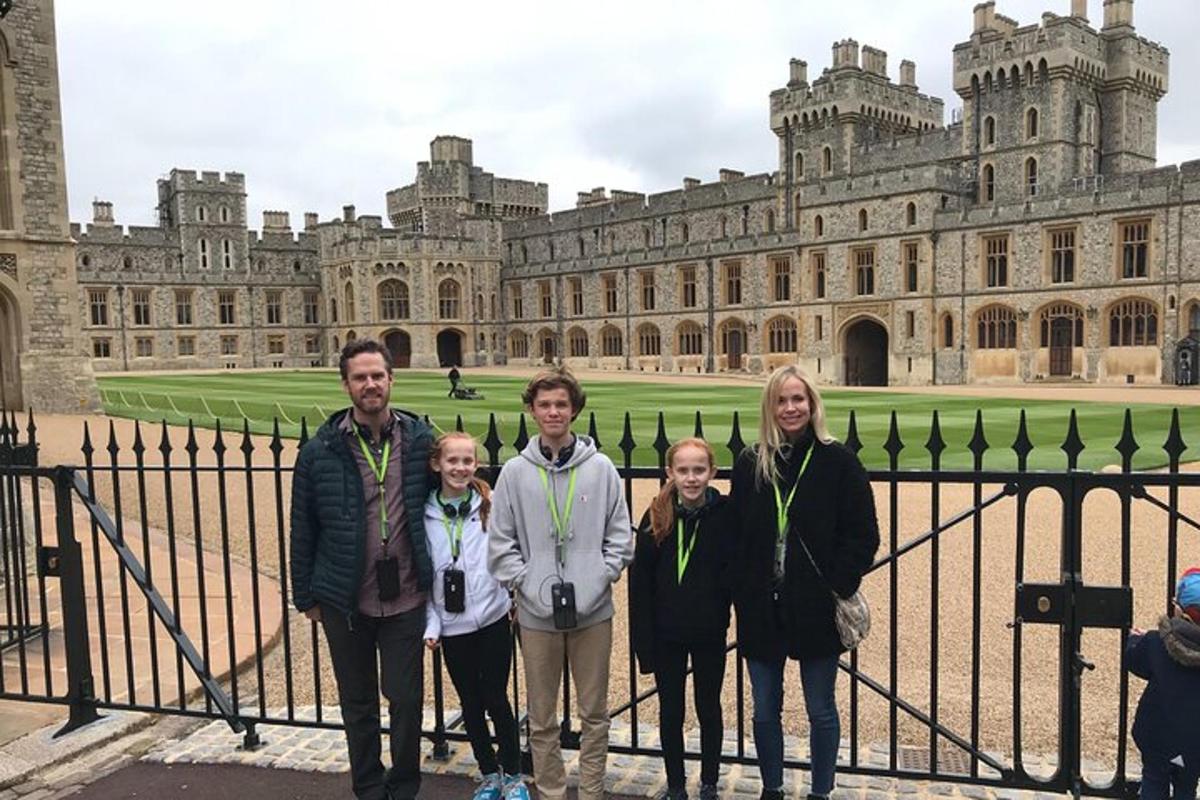 Private half day Guided Tour of Windsor Castle PLUS and History