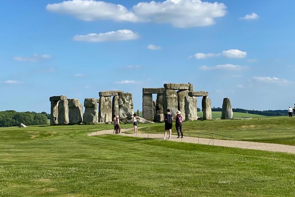 Private Stonehenge, Woodhenge, Avebury Stone Circle from London
