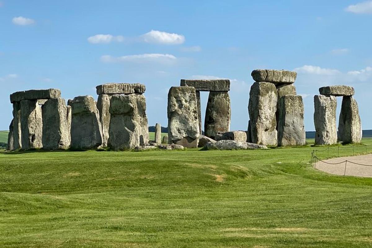 Private Stonehenge, Woodhenge, Avebury Stone Circle from London
