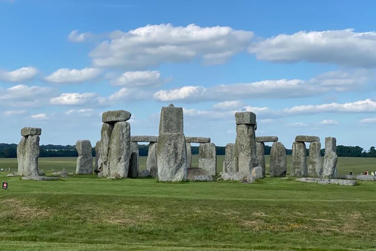 Private Stonehenge, Woodhenge, Avebury Stone Circle from London
