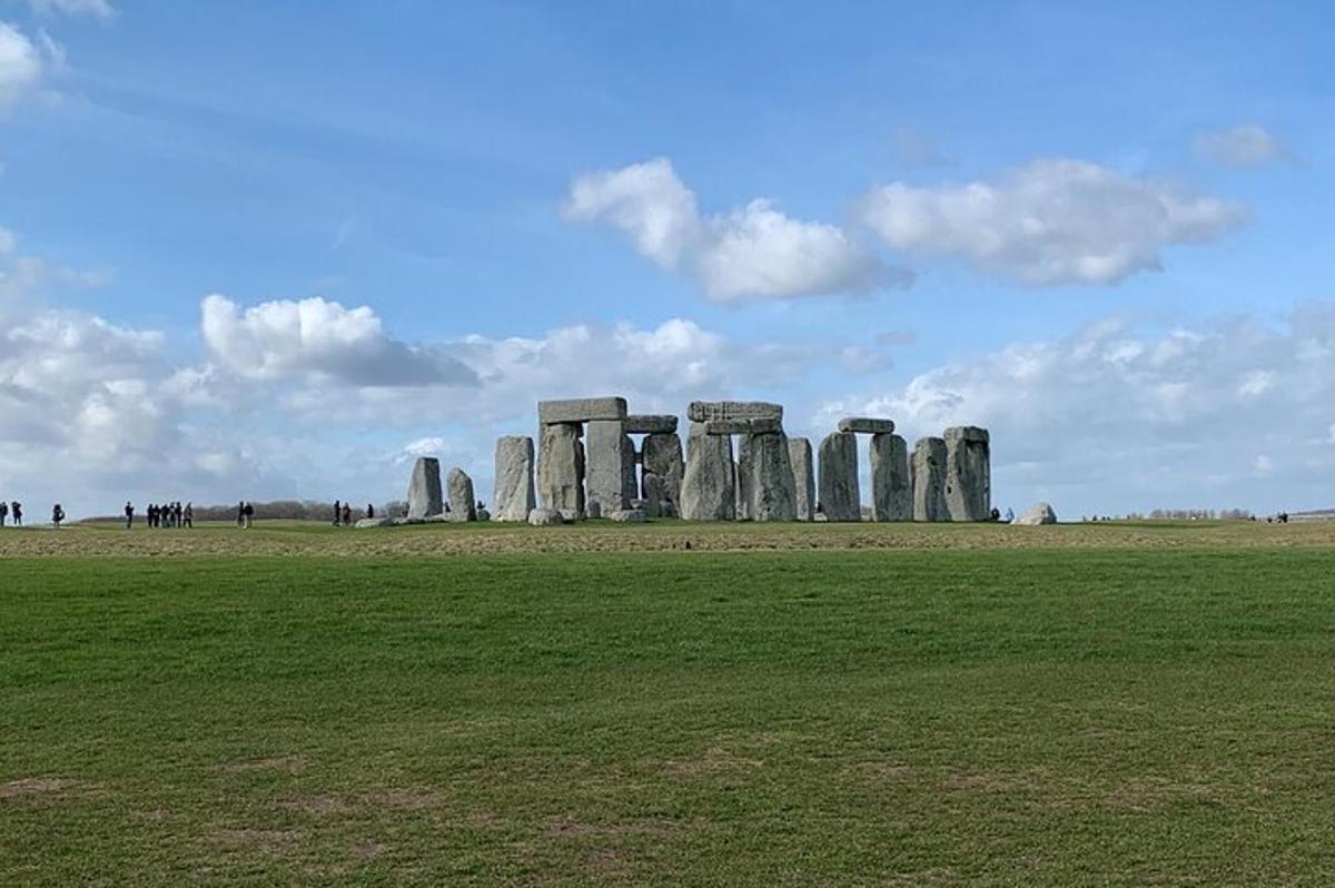 Private Stonehenge, Woodhenge, Avebury Stone Circle from London