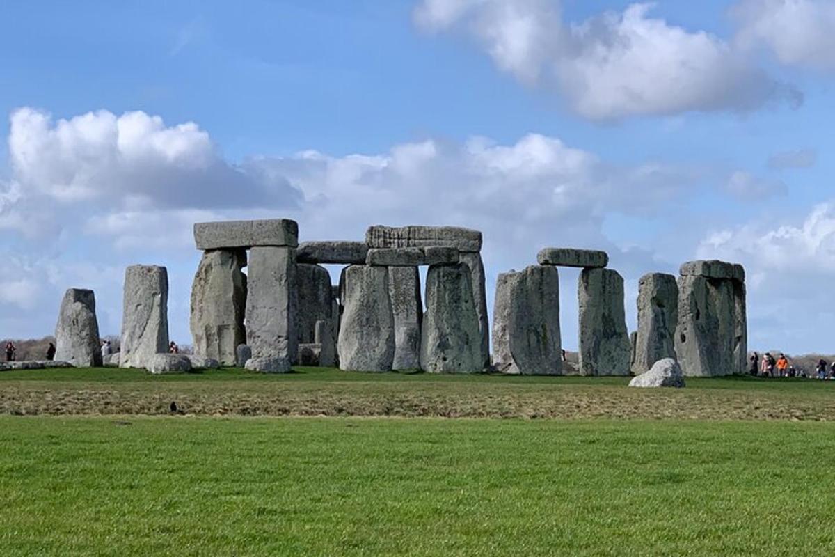 Private Stonehenge, Woodhenge, Avebury Stone Circle from London