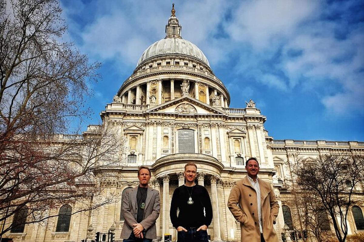 Black Cab Tour of London - Narrated Taxi Tour Guide - History Sightseeing