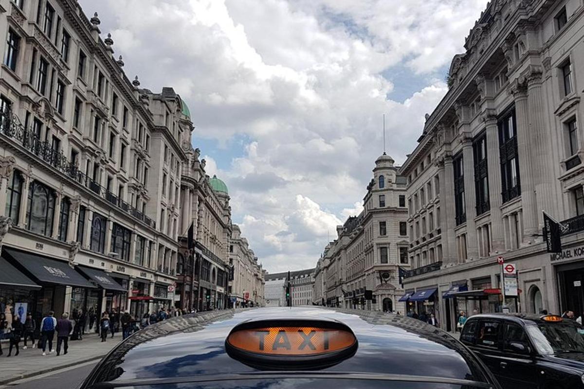 Black Cab Tour of London - Narrated Taxi Tour Guide - History Sightseeing