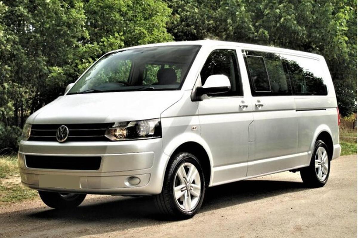 Leeds Castle Private Tour From London With Admission Tickets