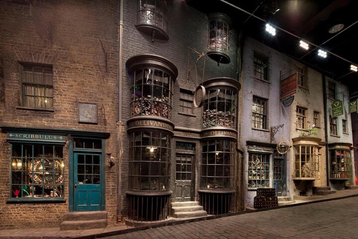 Warner Bros. Studio Tour and Oxford Day Trip