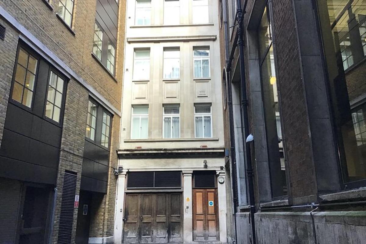 Charles Dickens Private Walking Tour