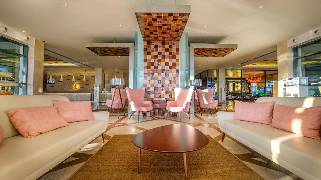 7 nights Portugal bed and breakfast (Real Marina Hotel & Spa) flights included