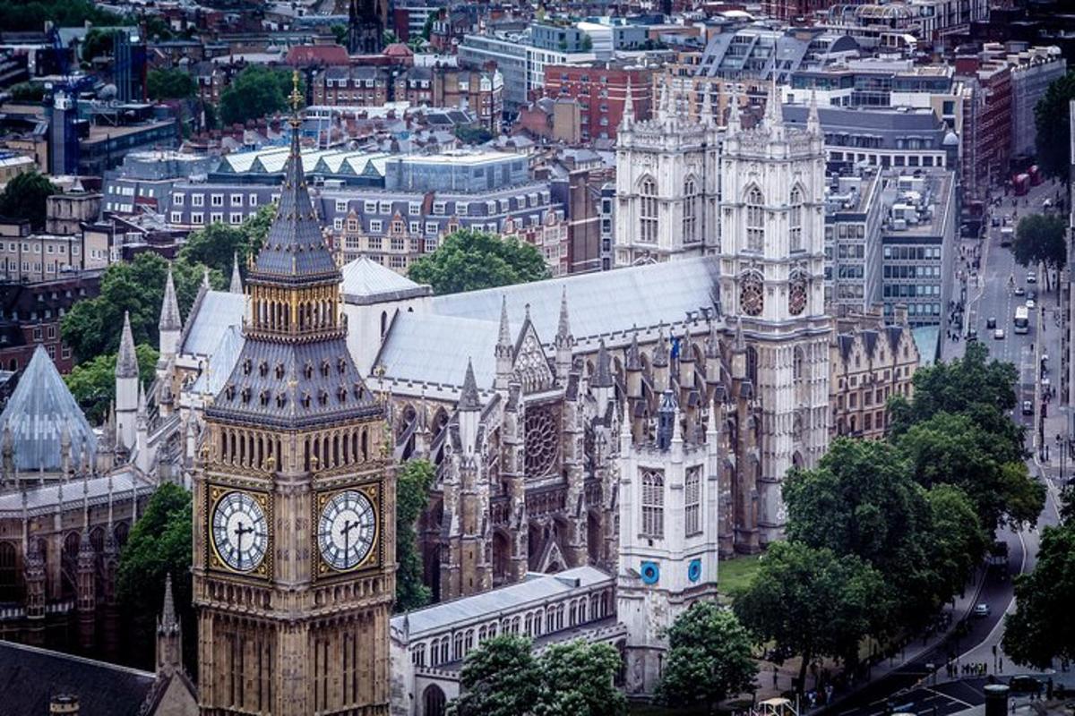 Private Tour, Entry to Westminster Abbey and London Highlights
