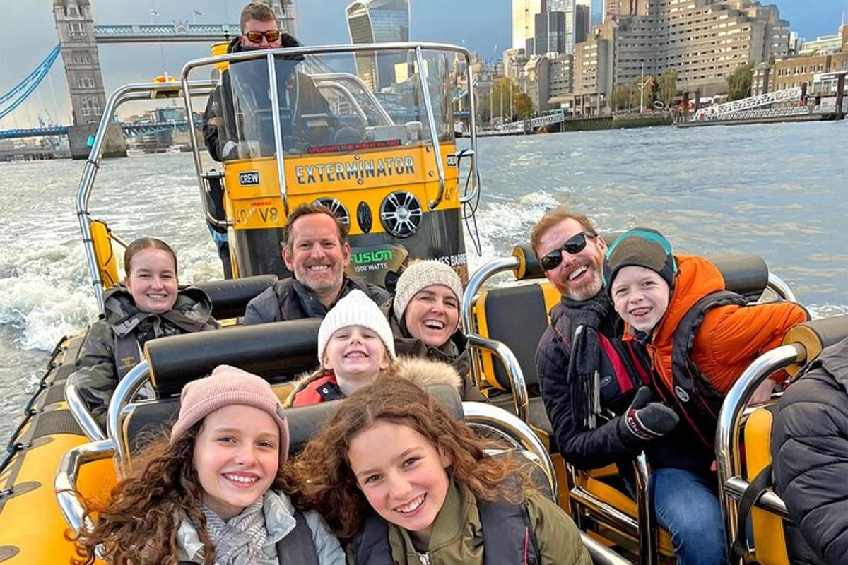 PRIVATE HIRE SPEEDBOAT 'THAMES BARRIER EXPERIENCE - 70 minutes from Embankment