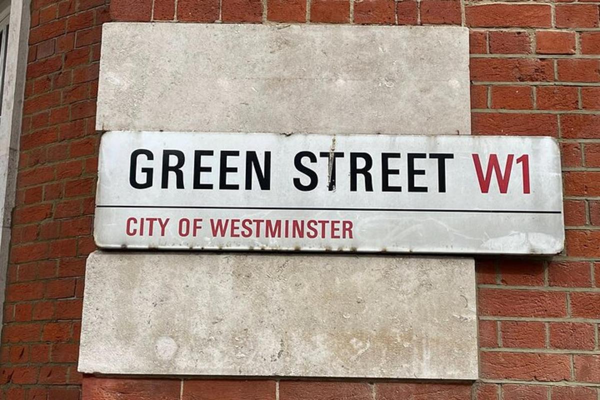 Private Walking Tour of the real James Bond's Mayfair