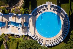 7 nights Portugal bed and breakfast (Pestana Vila Sol) flights included