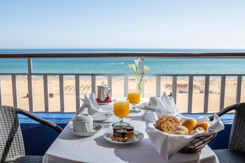 7 nights Portugal bed and breakfast (Algarve Casino Hotel) flights included