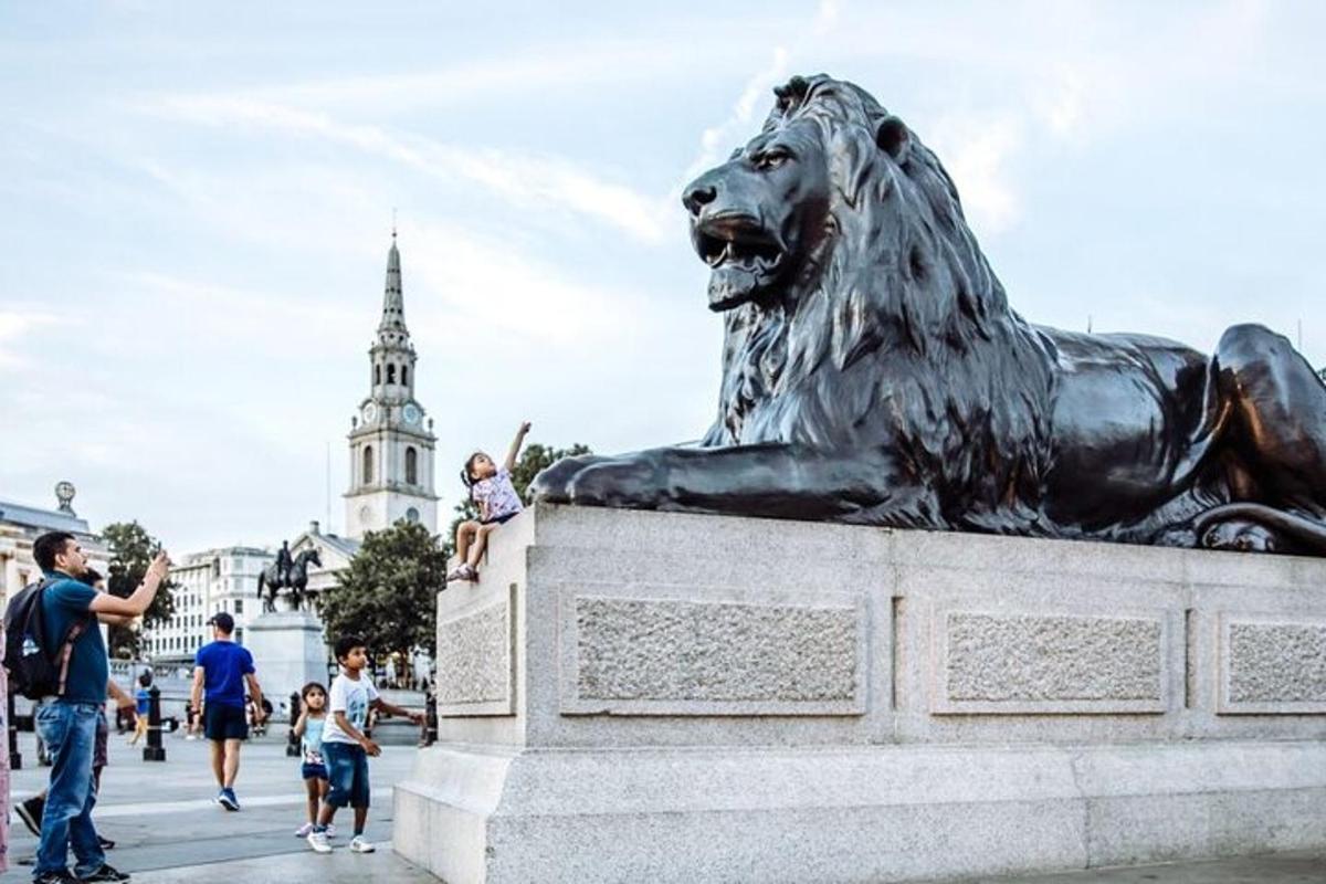 London Private Layover Tour with a Local Guide Tailored to Your Interests