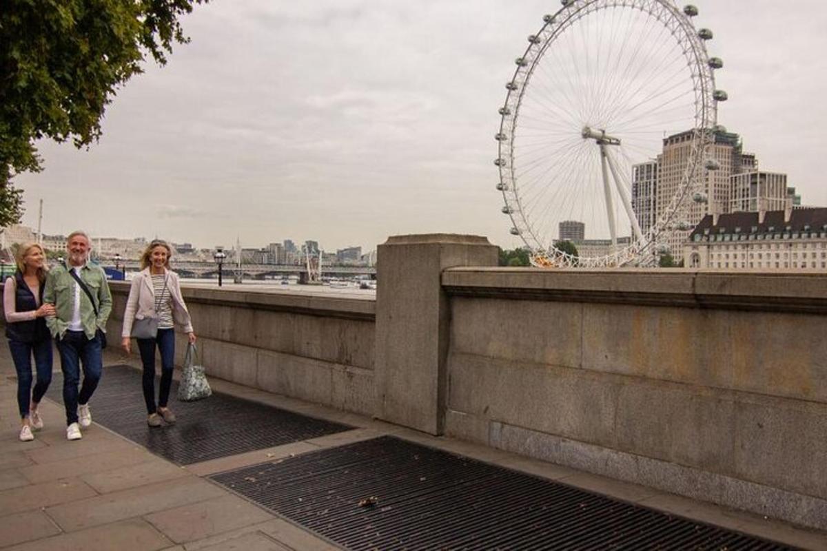 London Private Layover Tour with a Local Guide Tailored to Your Interests