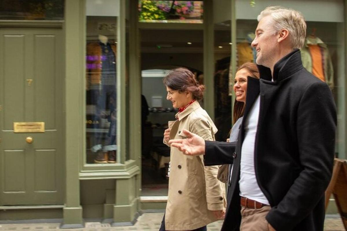 London Private Layover Tour with a Local Guide Tailored to Your Interests