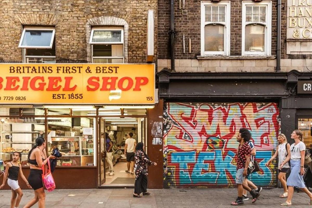 London Private Layover Tour with a Local Guide Tailored to Your Interests