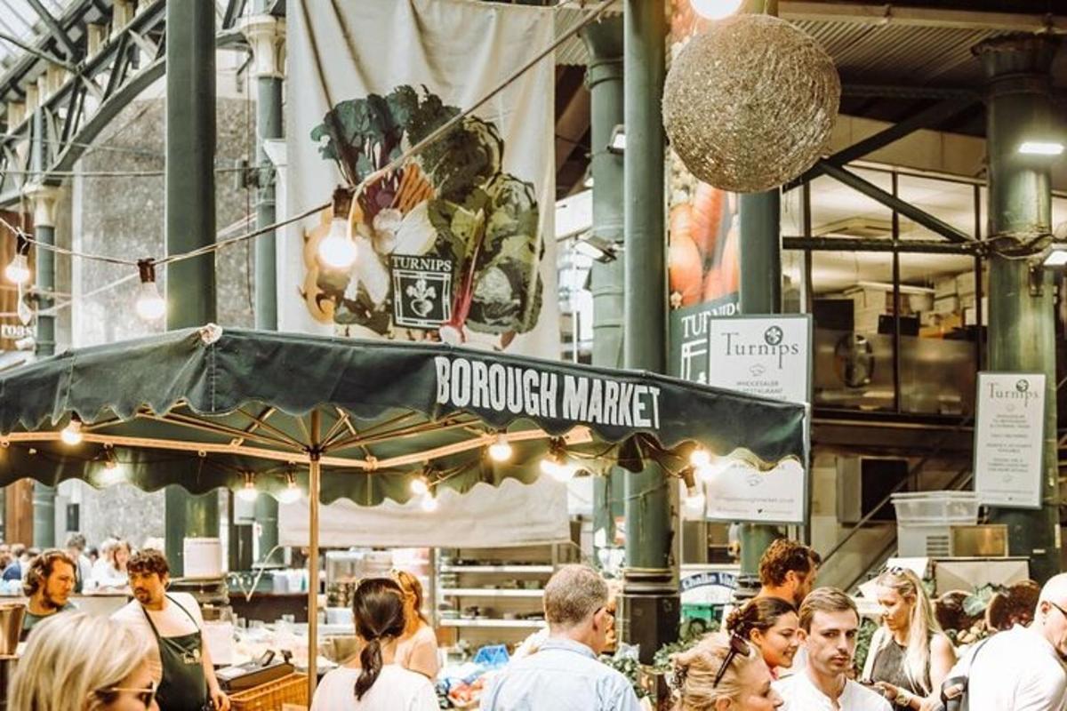 London Private Layover Tour with a Local Guide Tailored to Your Interests