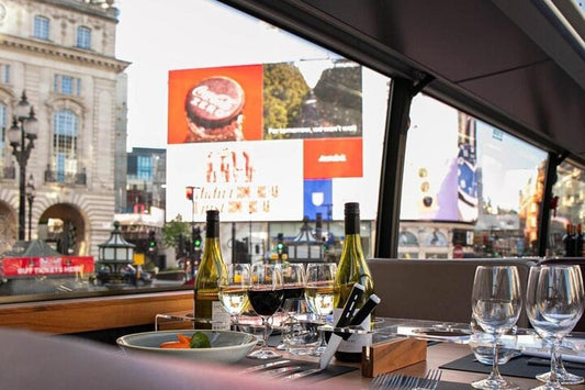 Gourmet 6-course Dinner on luxury London Bus