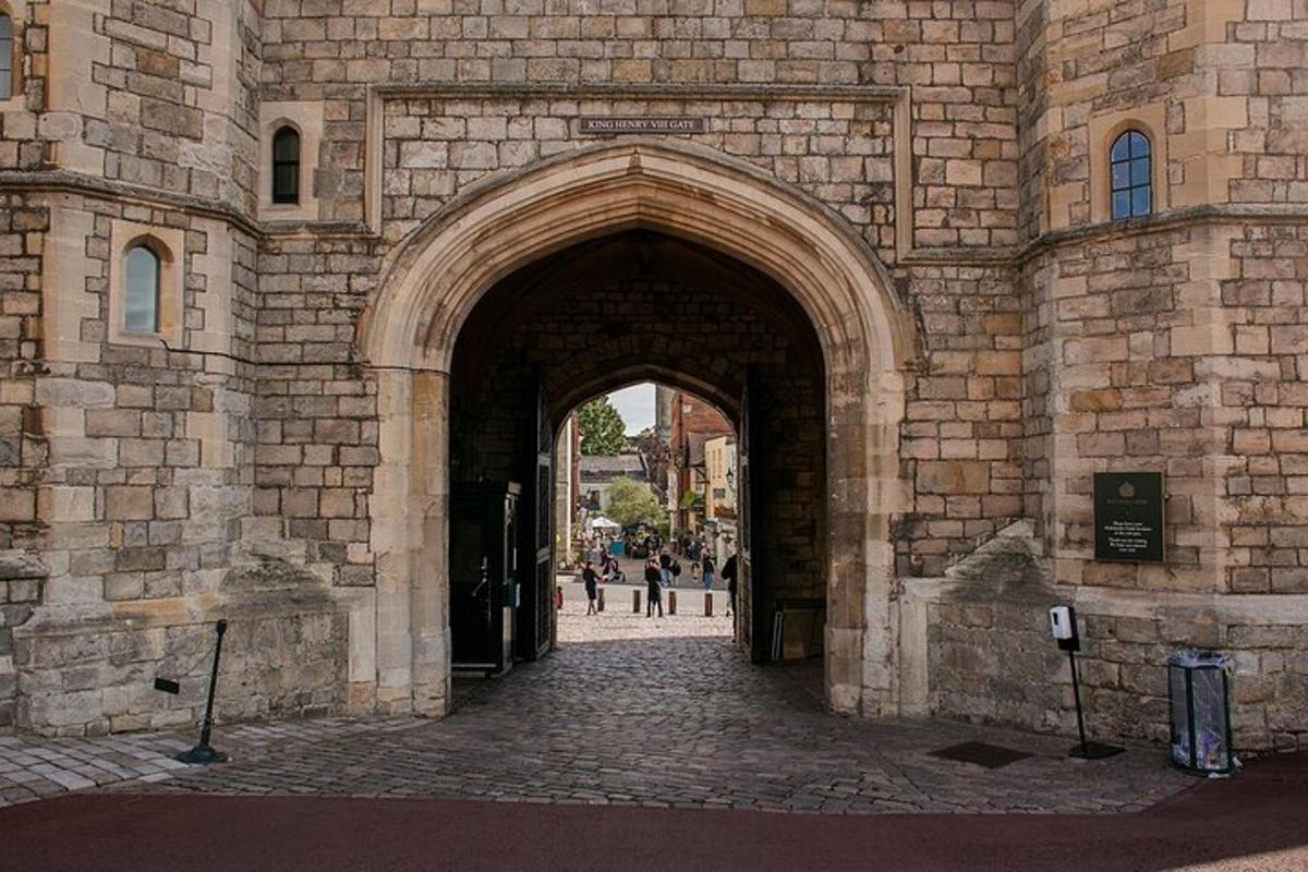 Royal Windsor Castle Private Tour with Fast Track pass