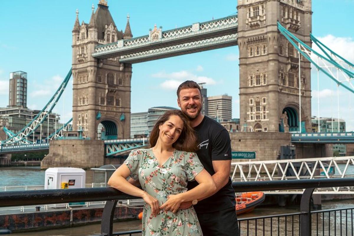 London Romantic Couples Photoshoot
