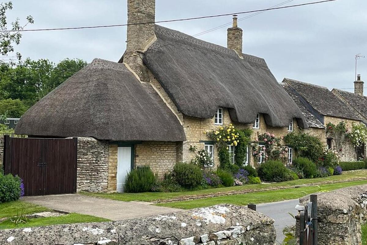 Private Full Day Cotswolds Tour From London